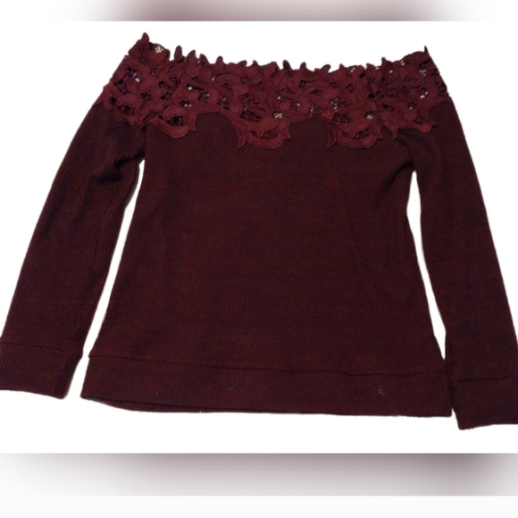 BUCKLE BLACK OFF THE SHOULDER TOP WOMEN'S SIZE L - Picture 5 of 9